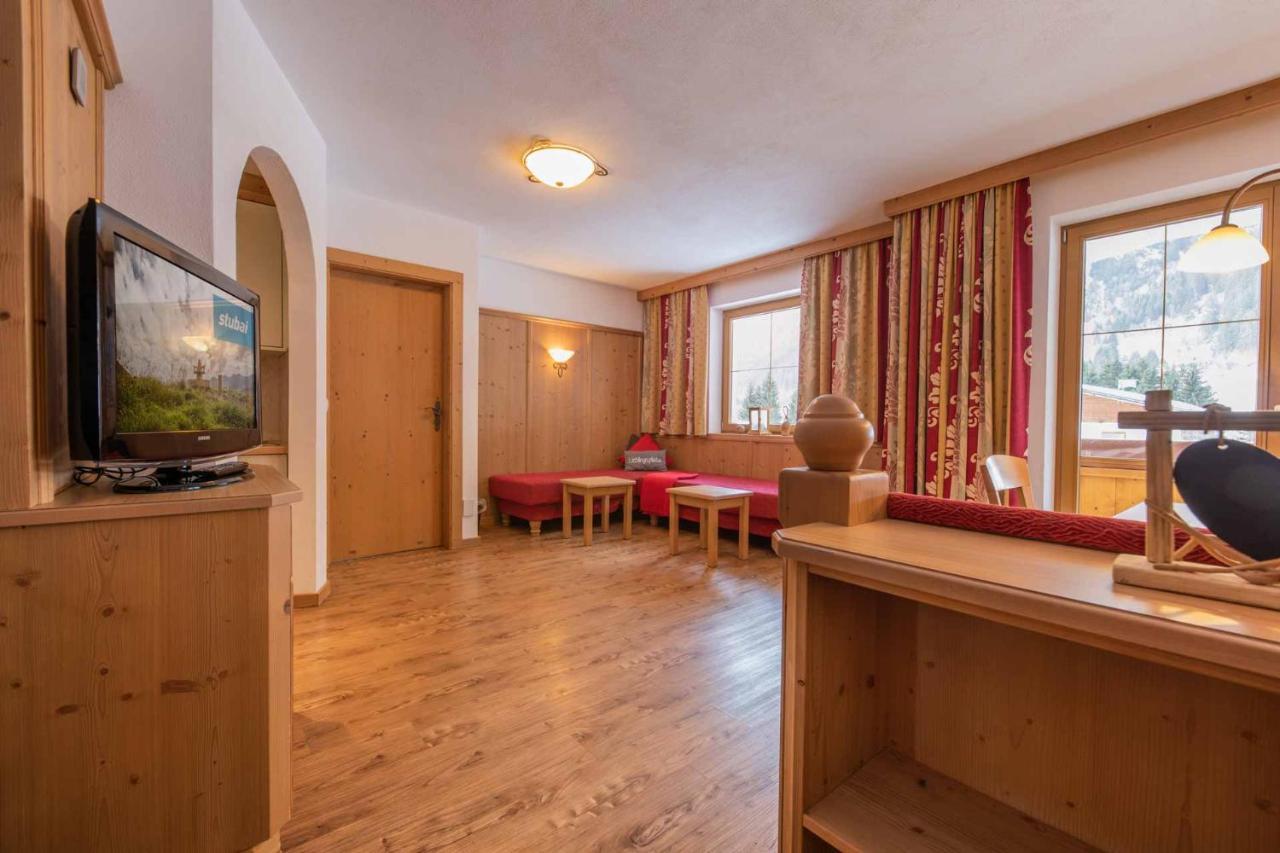 Alpenchalet Vital Neustift im Stubaital Exterior photo